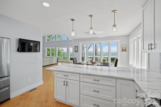 115 Chestnut Ridge Road, Mills River, NC 28759