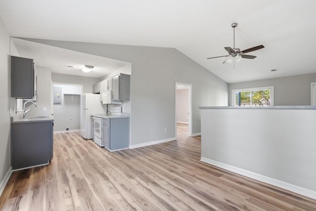 105 Roark Court, Lawrenceburg, KY 40342