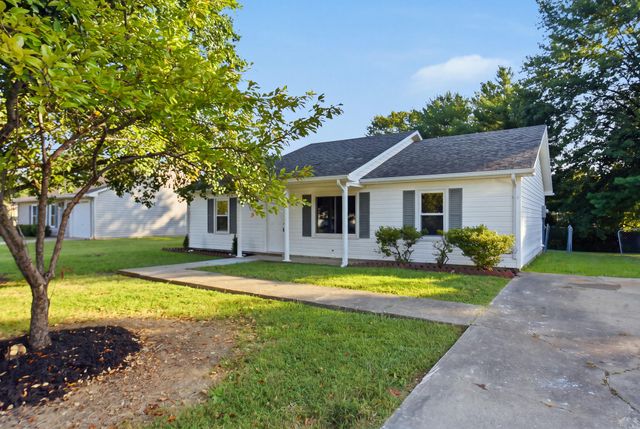 105 Roark Court, Lawrenceburg, KY 40342