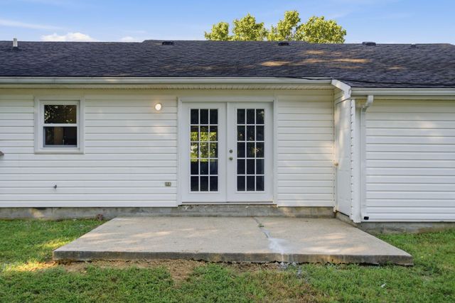 105 Roark Court, Lawrenceburg, KY 40342