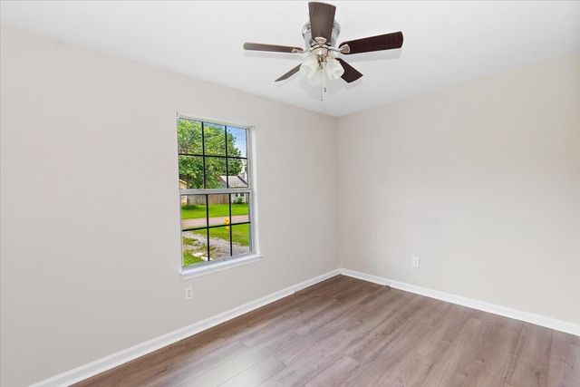 611 Cedar Bend Ln, La Vergne, TN 37086