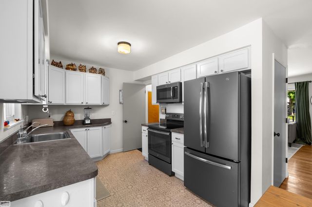 218 Ewell Street, Romeo, MI 48065