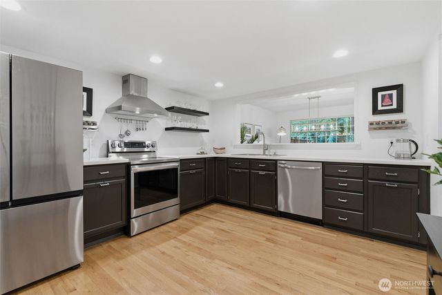 8812 133rd Avenue NE, Redmond, WA 98052