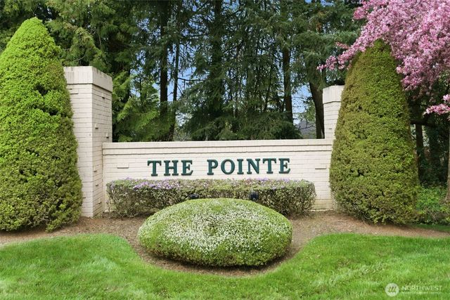 8812 133rd Avenue NE, Redmond, WA 98052