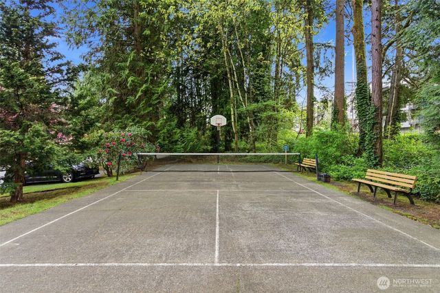 8812 133rd Avenue NE, Redmond, WA 98052