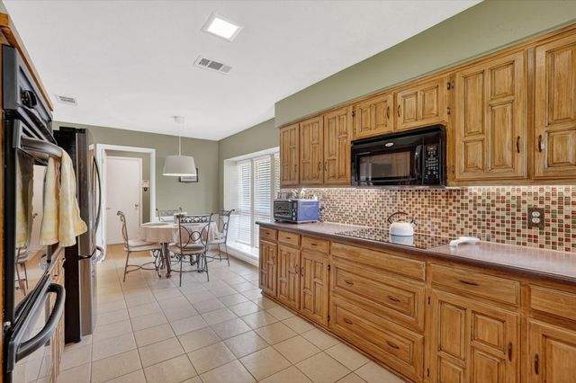 3003 Laurel Lane, Plano, TX 75074