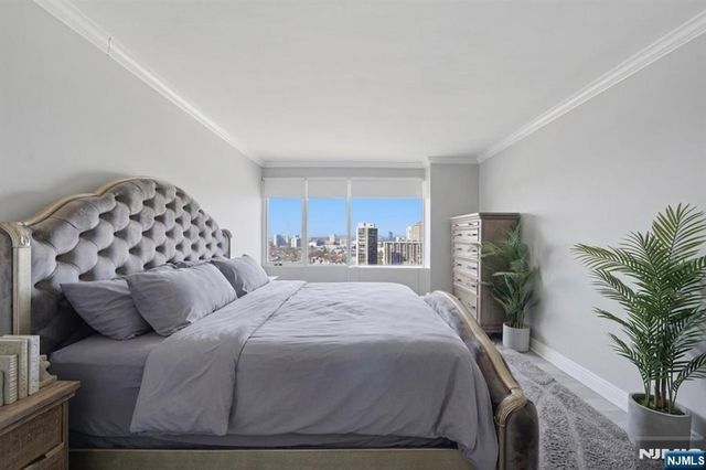 6 Horizon 2809, Fort Lee, NJ 07024