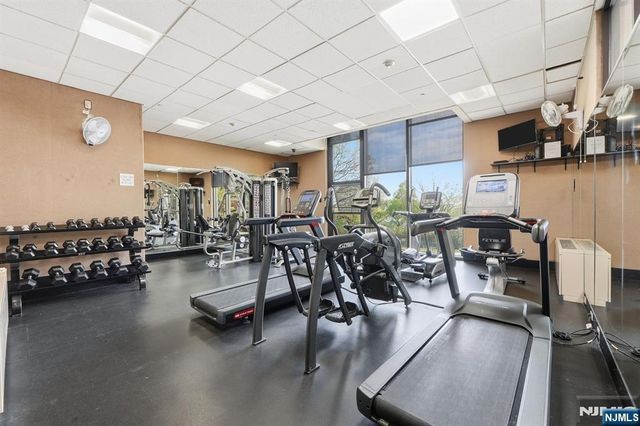 6 Horizon 2809, Fort Lee, NJ 07024