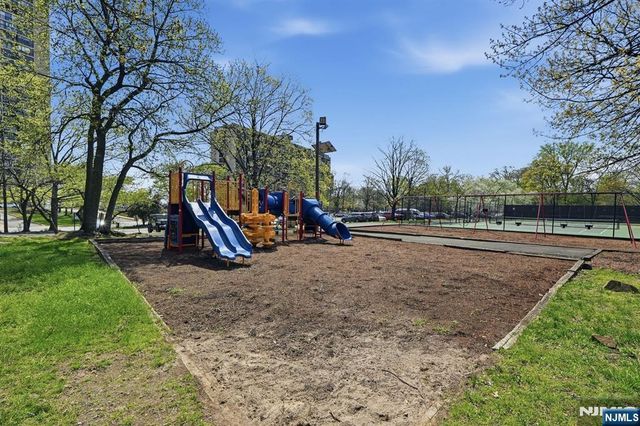 6 Horizon 2809, Fort Lee, NJ 07024