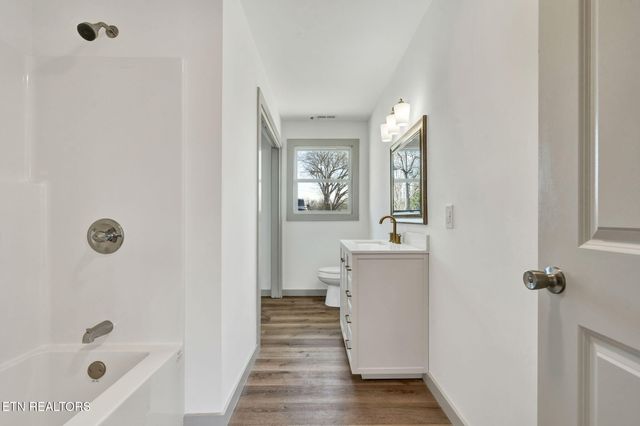 535 SE Wildwood Ave, Cleveland, TN 37311