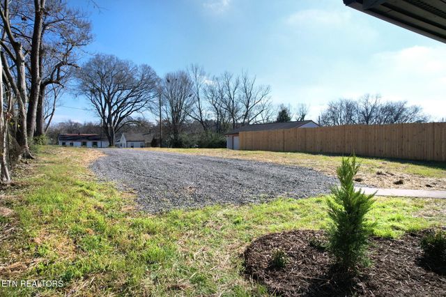 535 SE Wildwood Ave, Cleveland, TN 37311