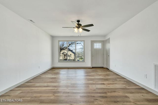 535 SE Wildwood Ave, Cleveland, TN 37311