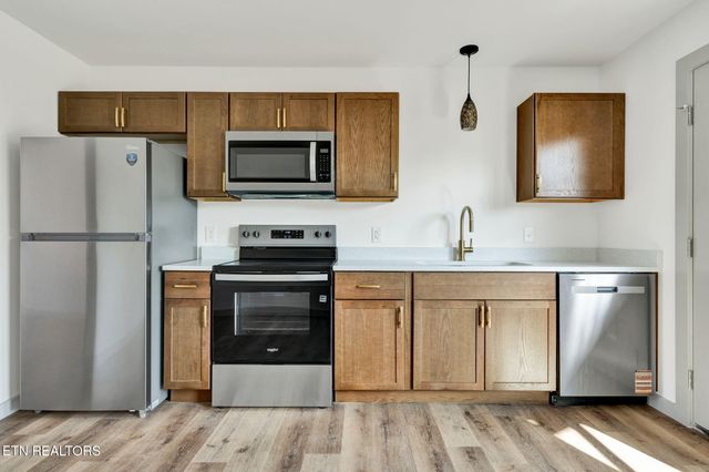 535 SE Wildwood Ave, Cleveland, TN 37311