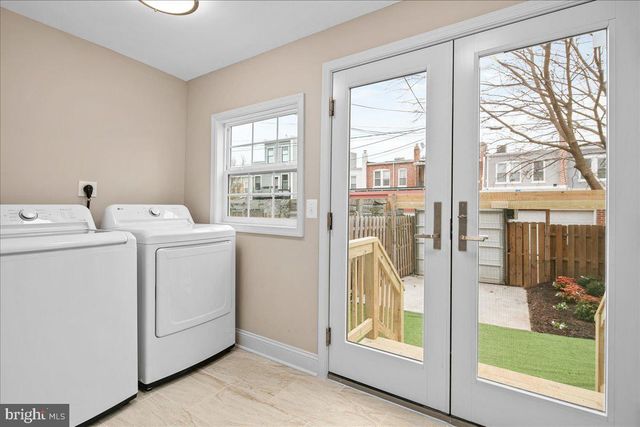 325 14TH PL NE, Washington, DC 20002