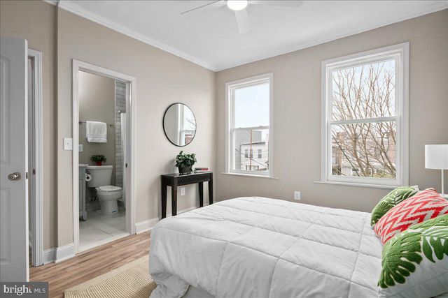 325 14TH PL NE, Washington, DC 20002