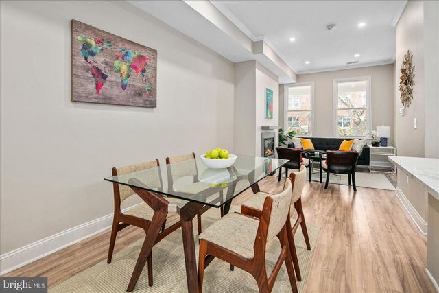 325 14TH PL NE, Washington, DC 20002