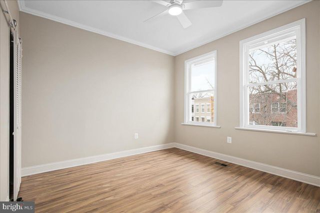 325 14TH PL NE, Washington, DC 20002