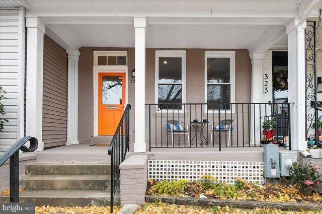 325 14TH PL NE, Washington, DC 20002