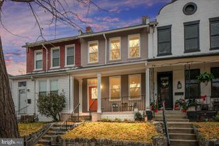 325 14TH PL NE, Washington, DC 20002