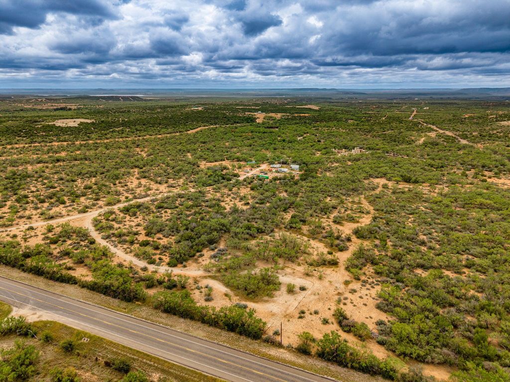 Image 21 of property listing at 375 Exxon Road, Robert Lee, TX 76945