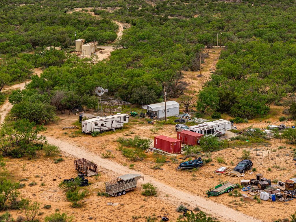 Image 25 of property listing at 375 Exxon Road, Robert Lee, TX 76945