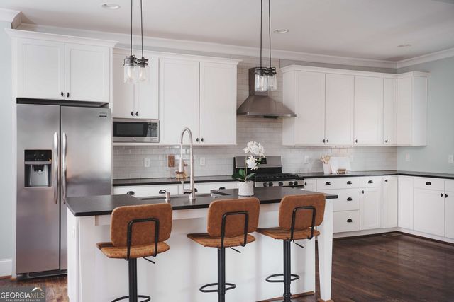 577 Hemlock Circle SE, Atlanta, GA 30316