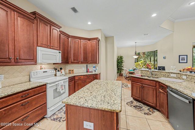 537 Acacia Avenue, Melbourne, FL 32904