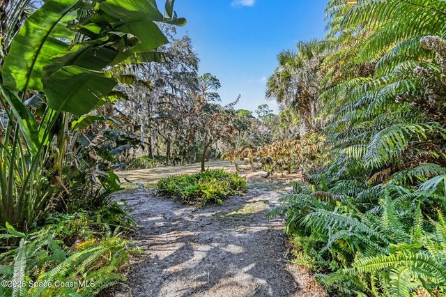 537 Acacia Avenue, Melbourne, FL 32904