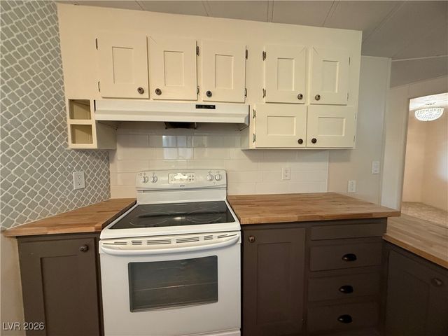 280 Copper Flats Drive, Pahrump, NV 89048