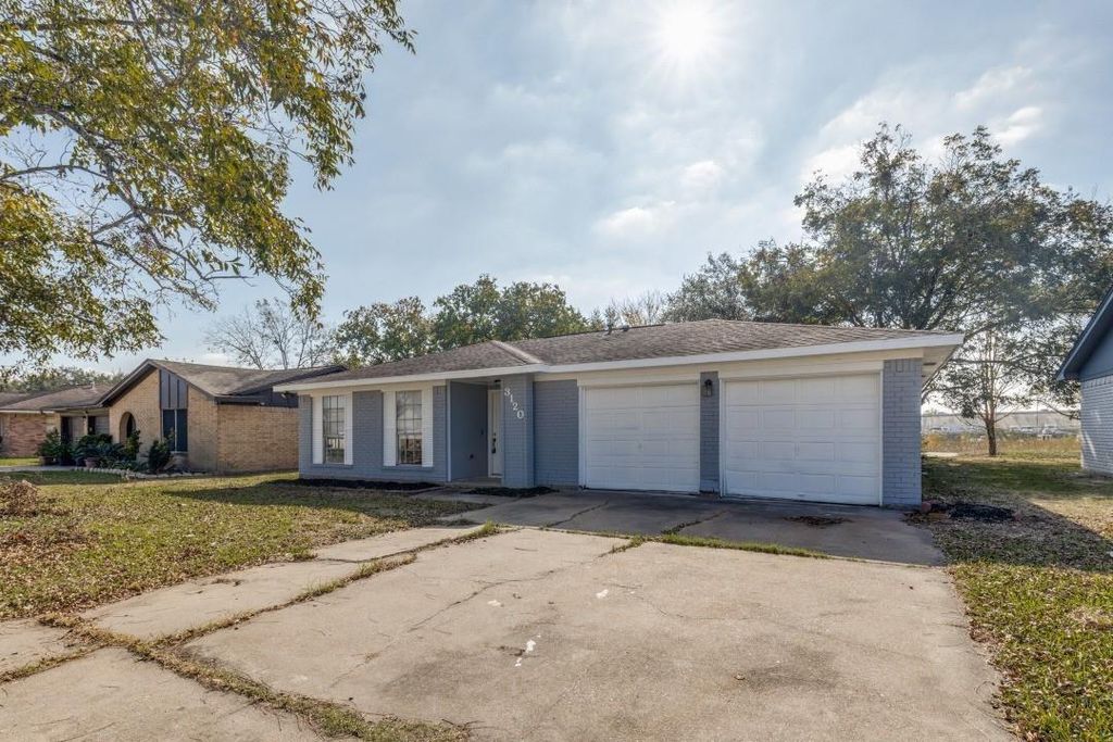 3120 Royal Street, Baytown, TX 77521
