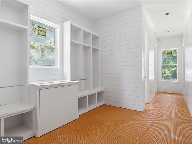 4038 DOVEVILLE LN, Fairfax, VA 22032
