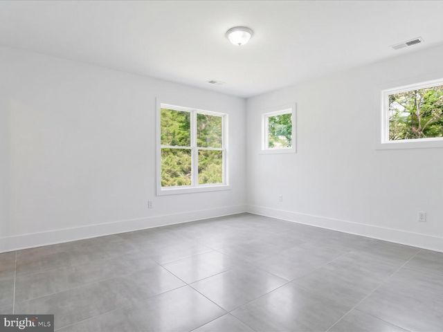 4038 DOVEVILLE LN, Fairfax, VA 22032