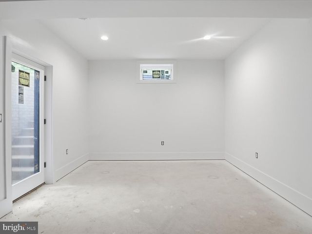 4038 DOVEVILLE LN, Fairfax, VA 22032