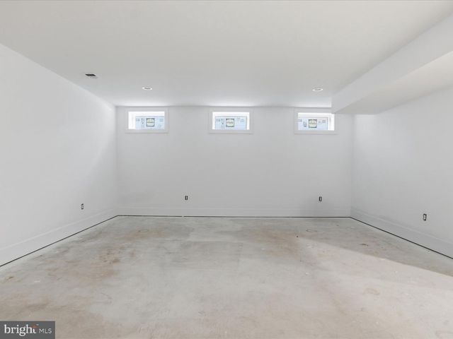 4038 DOVEVILLE LN, Fairfax, VA 22032