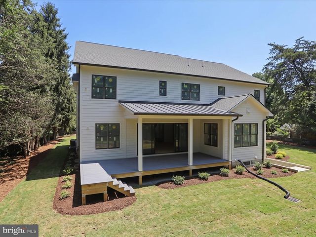 4038 DOVEVILLE LN, Fairfax, VA 22032