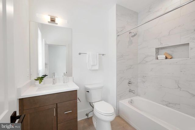 4038 DOVEVILLE LN, Fairfax, VA 22032