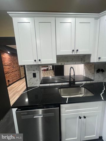 1602 THATCHER ST, Wilmington, DE 19802