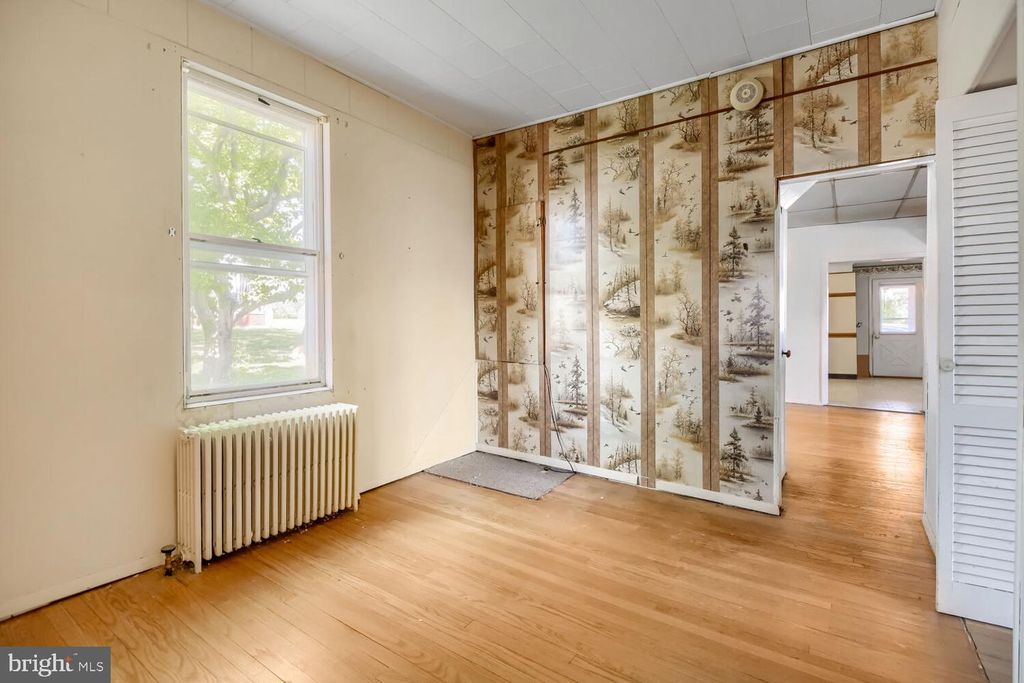 Image 11 of property listing at 8413 PHILADELPHIA RD, Baltimore, MD 21237