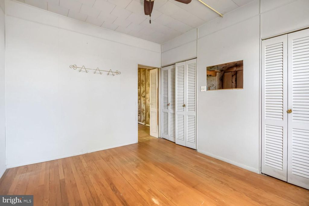 Image 14 of property listing at 8413 PHILADELPHIA RD, Baltimore, MD 21237