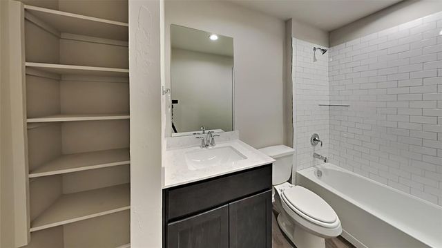 4412 Palmetto Bluff Drive, Mustang, OK 73064