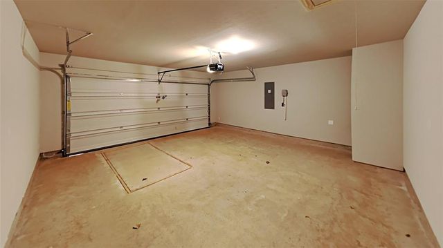 4412 Palmetto Bluff Drive, Mustang, OK 73064