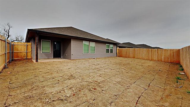 4412 Palmetto Bluff Drive, Mustang, OK 73064