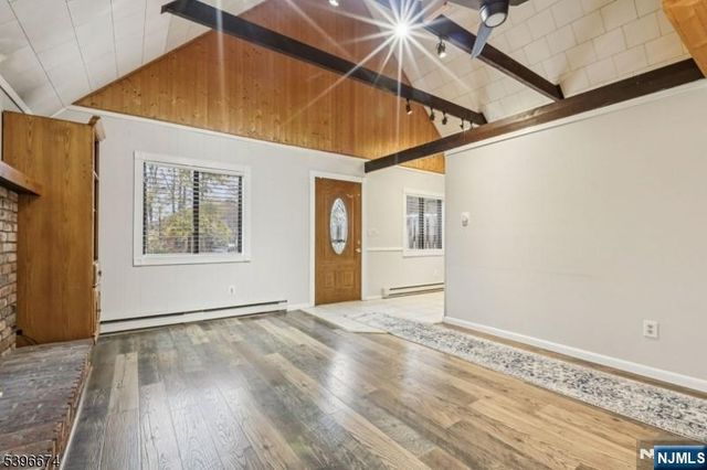 16 Winding Hill Road, Vernon, NJ 07462