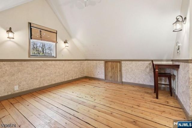 16 Winding Hill Road, Vernon, NJ 07462