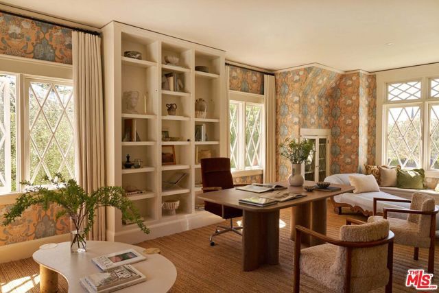 444 S Plymouth Boulevard, Los Angeles, CA 90020