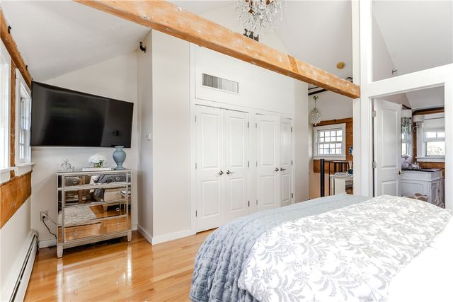 40 Web Avenue 18, North Kingstown, RI 02852