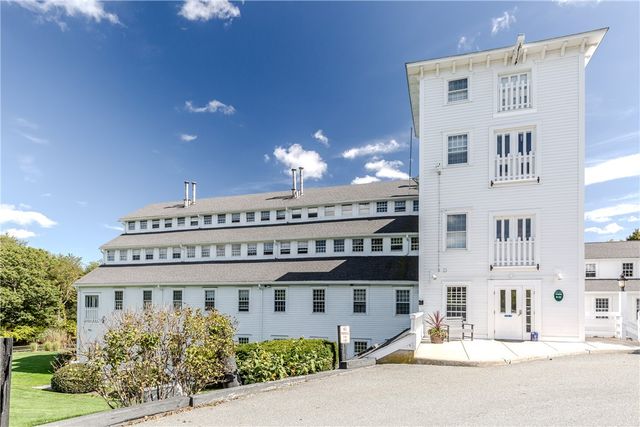 40 Web Avenue 18, North Kingstown, RI 02852