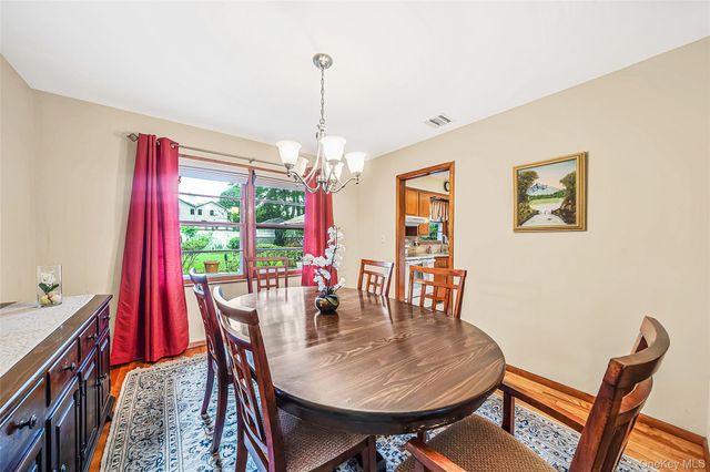 93 Avenue C, Port Washington, NY 11050