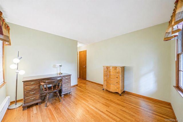93 Avenue C, Port Washington, NY 11050
