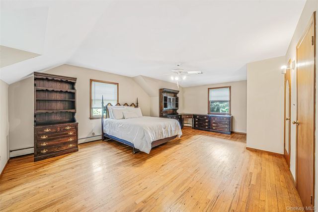 93 Avenue C, Port Washington, NY 11050